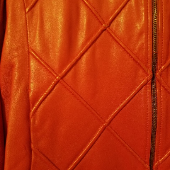 leather jacket - Picture 2 of 8